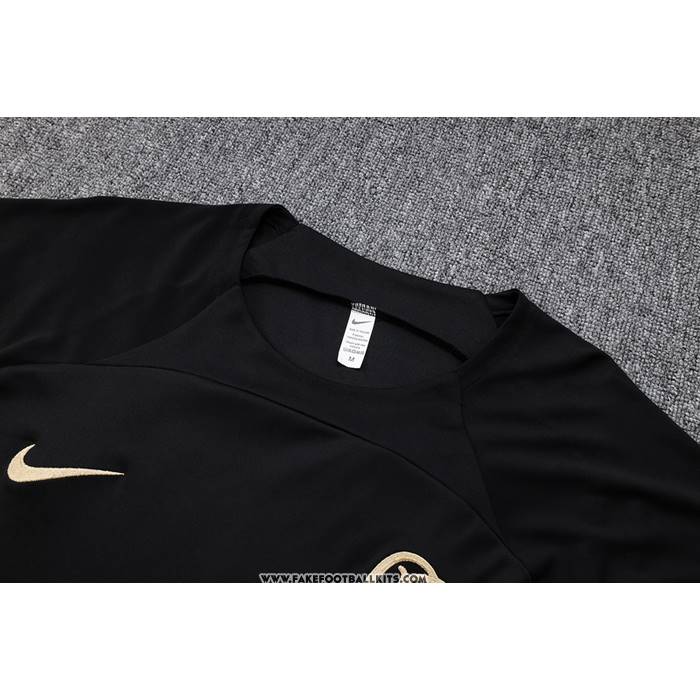 Tracksuit
 Corinthians Short Sleeve
 23/24 Black
 - Shorts
